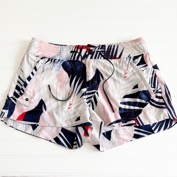 Athleta Tropical Floral Hudson Boardshort - Size 10 - Picture 1 of 4